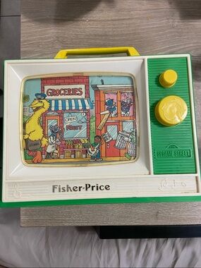 VTG Fisher Price Sesame Street Wind Up Music TV Scrolling Scene *Not Working*
